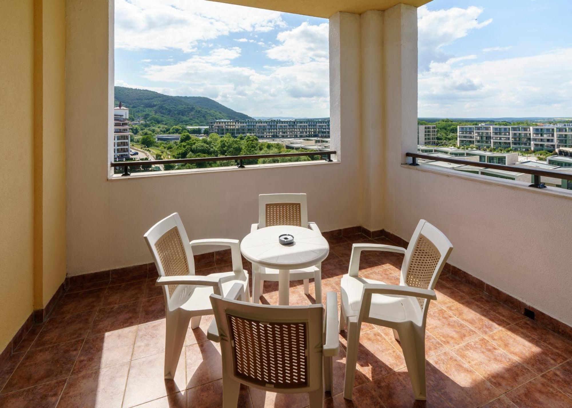 Alua Helios Bay Otel Obzor Dış mekan fotoğraf