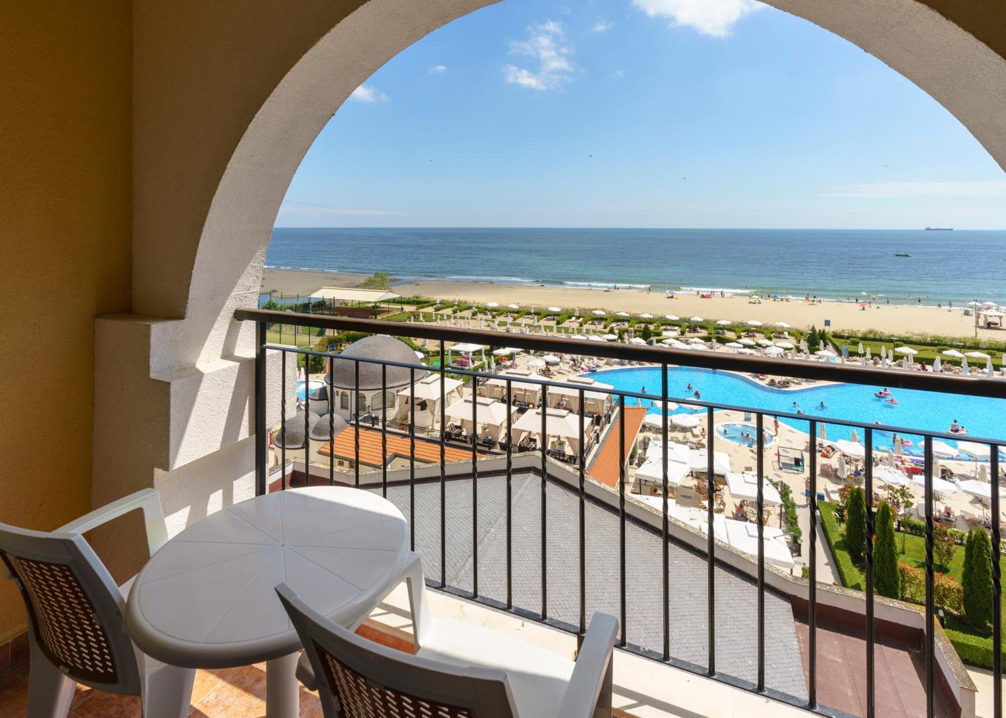 Alua Helios Bay Otel Obzor Dış mekan fotoğraf