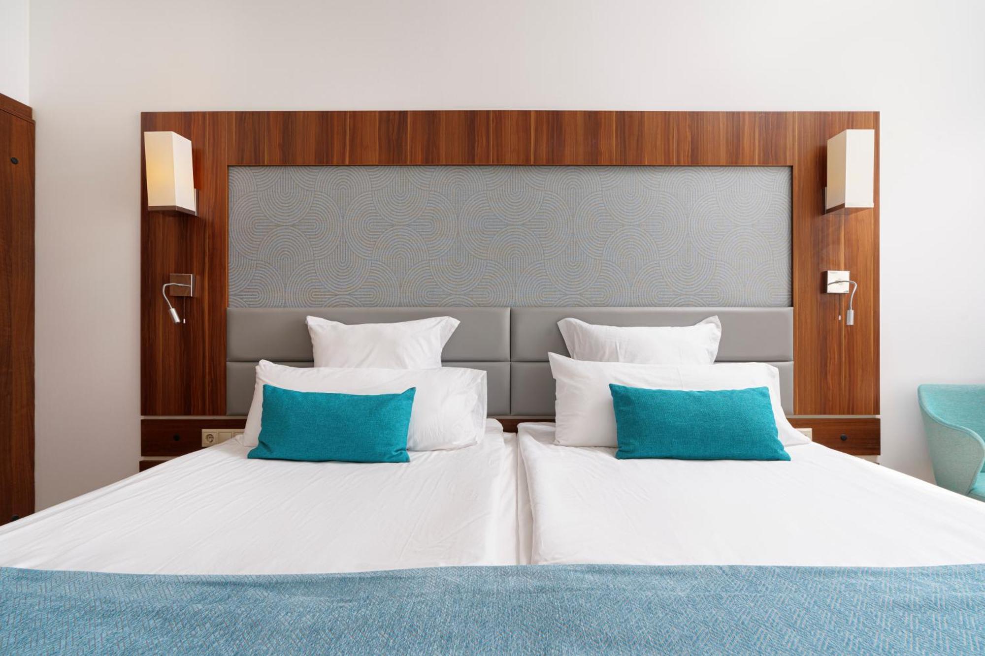 Alua Helios Bay Otel Obzor Dış mekan fotoğraf